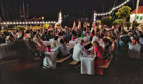 Bilder der Versteigerung