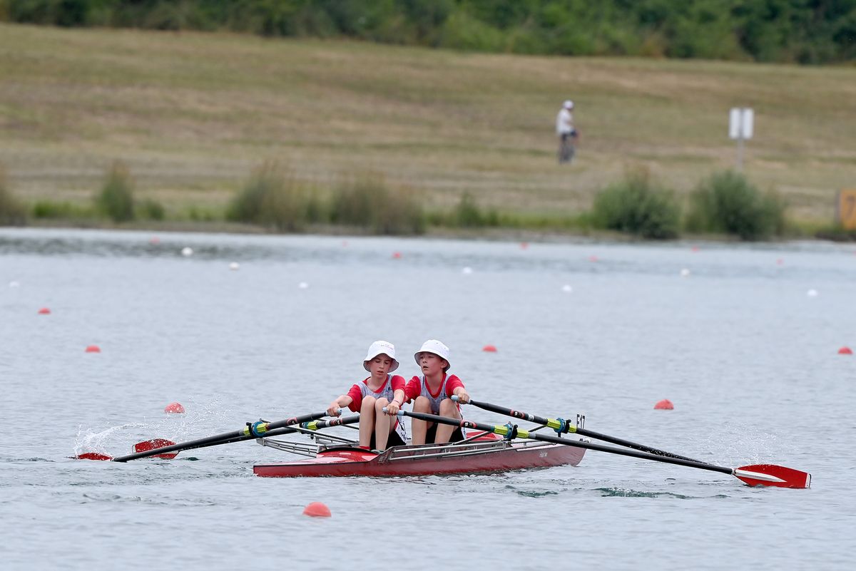 Cornelius und Jonathan im Doppelzweier